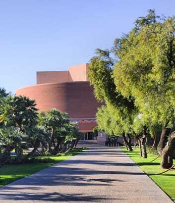 automotive glass replacement